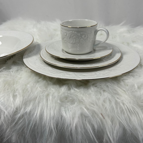 Farberware Calais 4173 Dinnerware Set Service for One Floral 22K Gold Trim - Picture 1 of 12